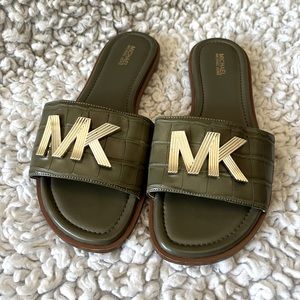 Micheal Kors Olive Slides
